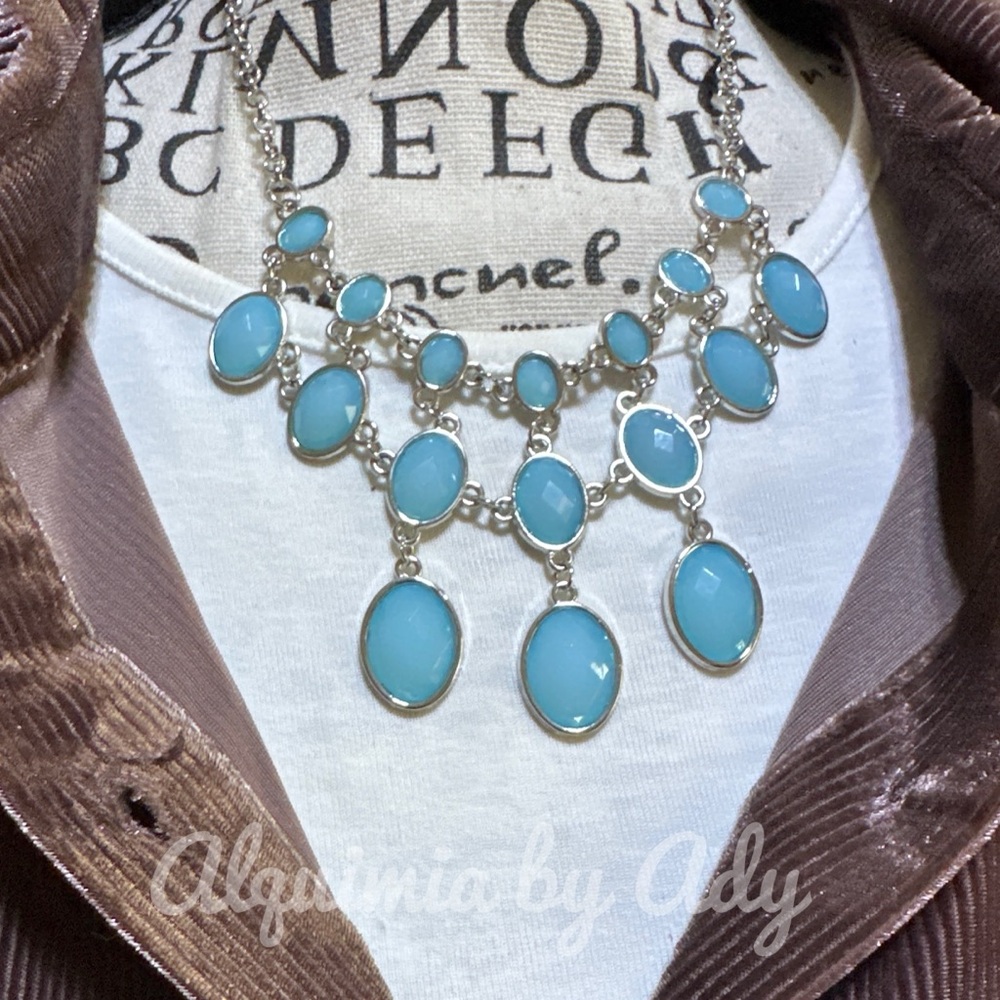 Jewel tone aqua blue crystal gold statement short bib necklace - Picture 2 of 2